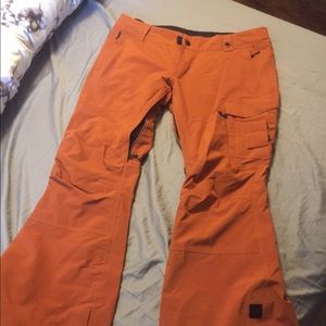 RIDE Women’s Snowboard Pant.